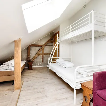 Modern In With Terrace