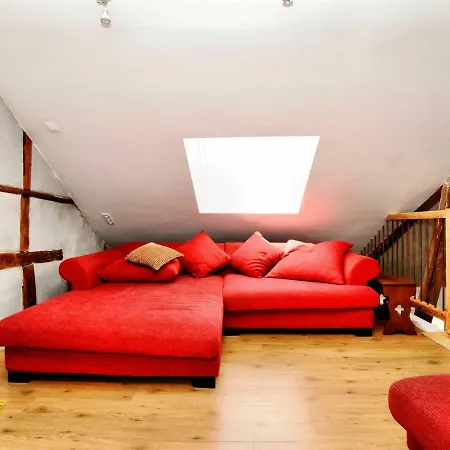 Modern In With Terrace Meyerode