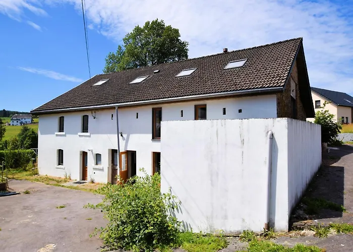 Modern In With Terrace * Meyerode